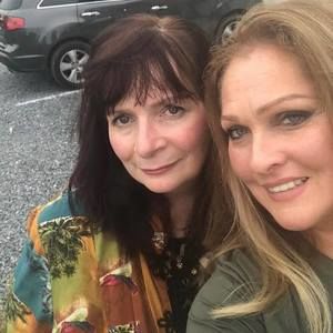 Meet your Posher, Linda